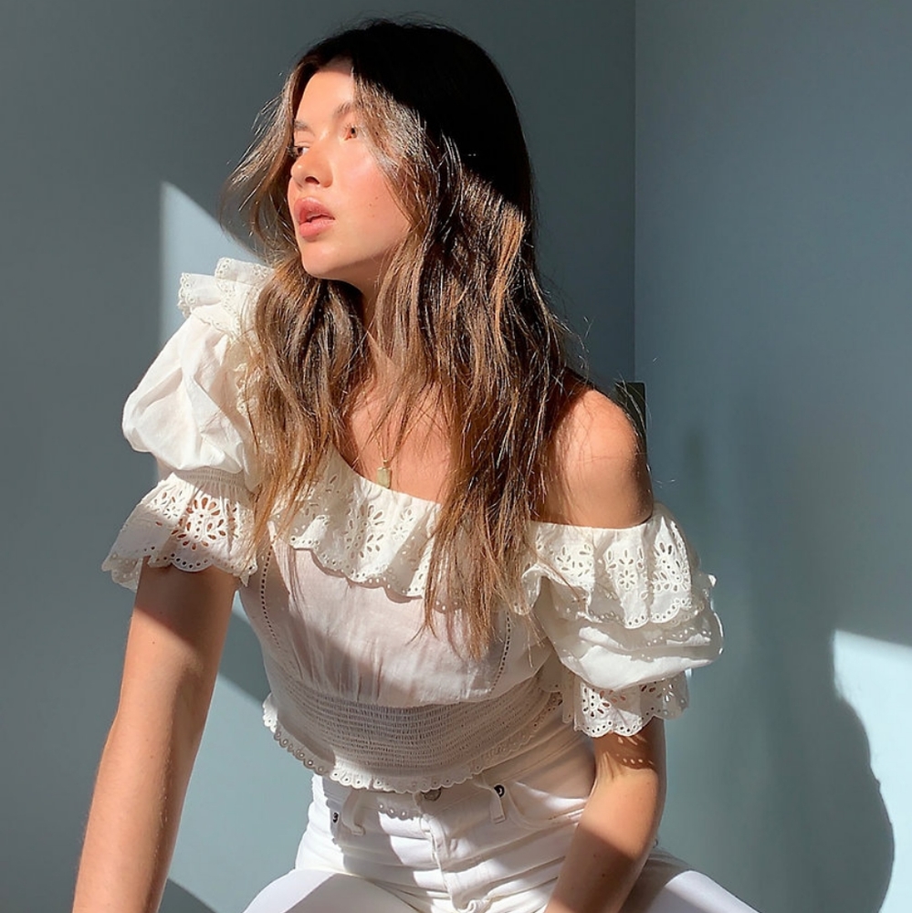 Aritzia Sunday Best Lady Blouse
